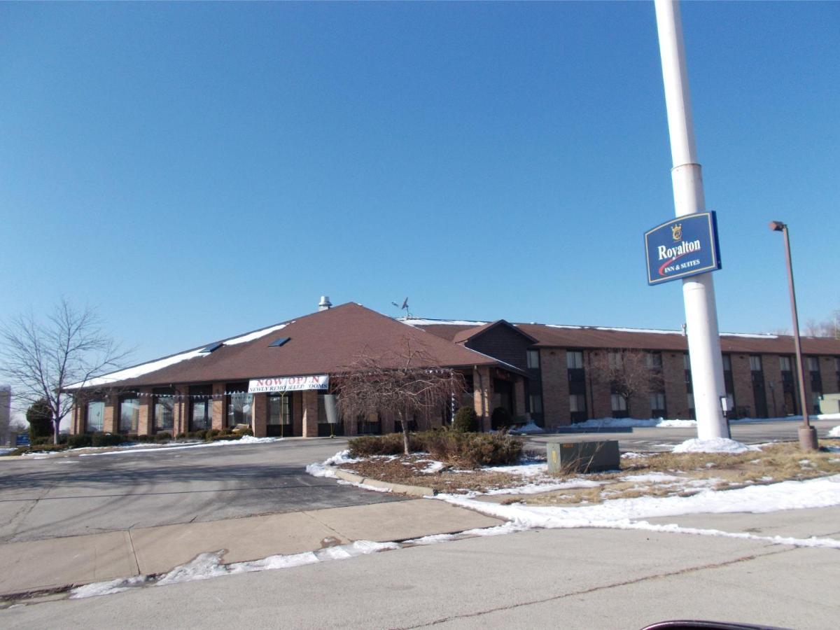 Royalton Inn And Suites, Wilmington,Ohio Buitenkant foto